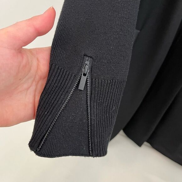 CAbi 3351 Black Tailor Ponte Knit Soft Shell Zipper Coat Jacket Size Medium - Picture 10 of 11